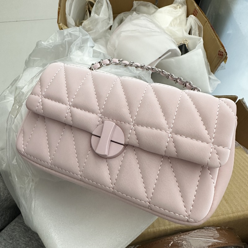 Chain Crossbody Quilted - Elegante Bolso Bandolera Acolchado con Cadena,