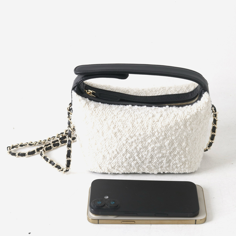 Mini bolsos hobos clásicos de  - Luxury Bags Casual reseña y precio